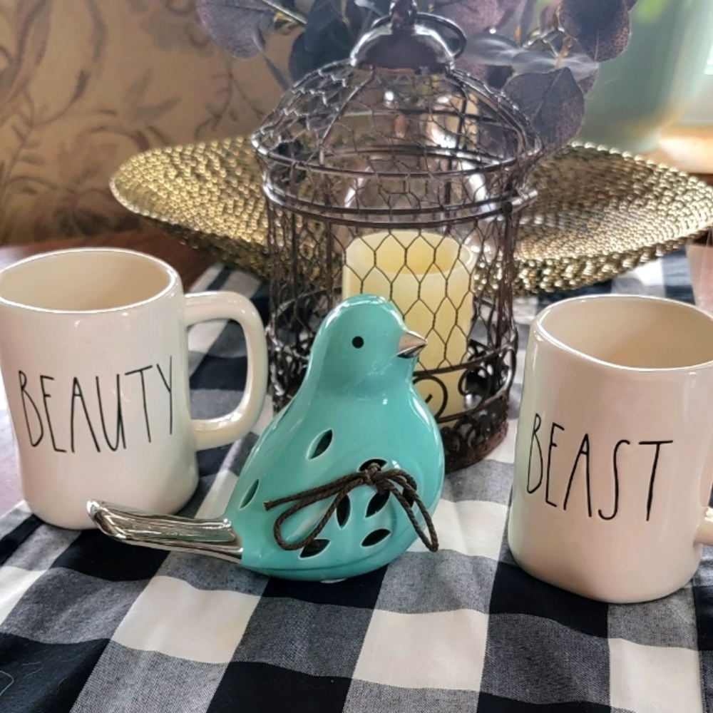 RAE DUNN BEAUTY & BEAST MUG SET